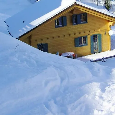 In Les 4 Vallees Ski-in Ski-out *