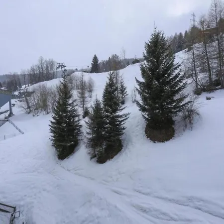 شاليه In Les 4 Vallees Ski-in Ski-out *